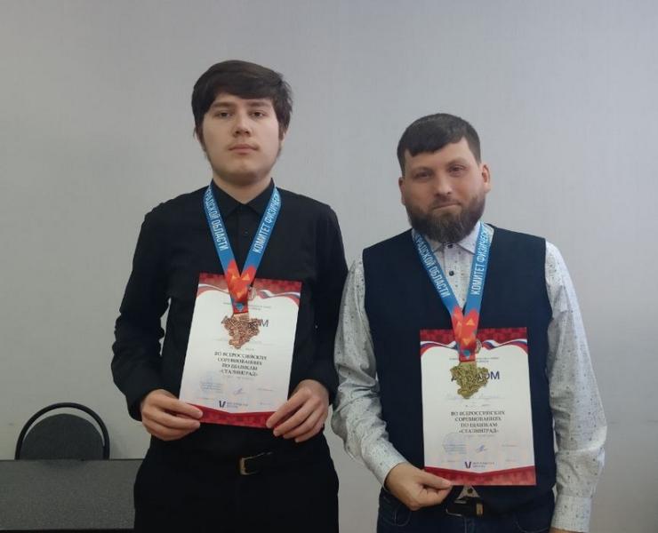 Андрей Чернухин и Олег Можгов